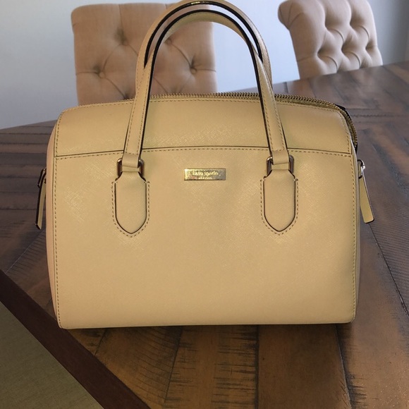 Kate Spade purse - Picture 2 of 6